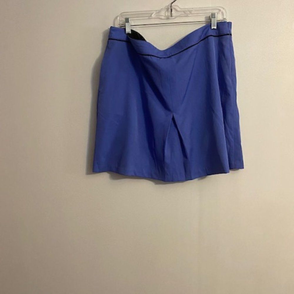 Greg Norman Blue/Black skort, size 16